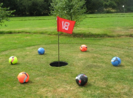 foot golf course obstacle defis speciaux